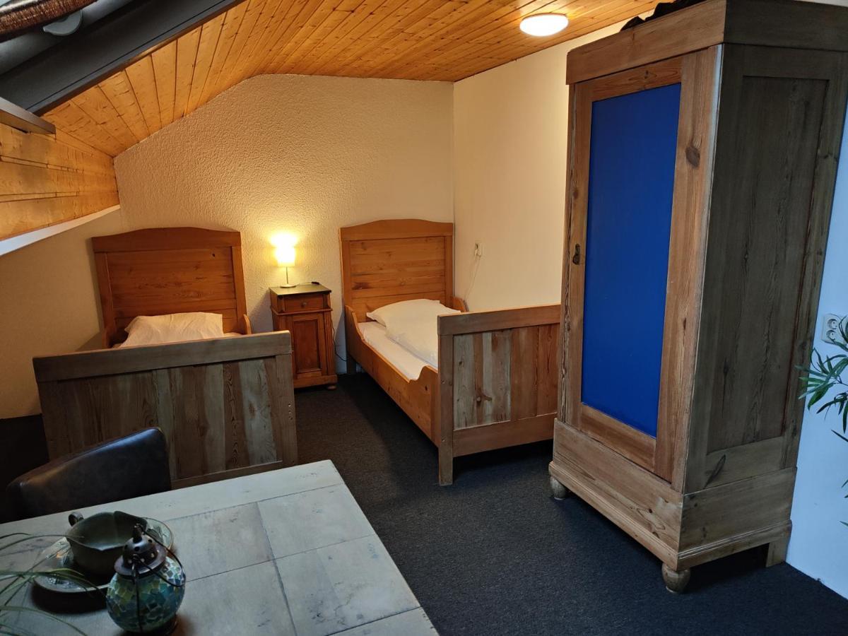 Der Engel Aparthotel Winterberg Esterno foto