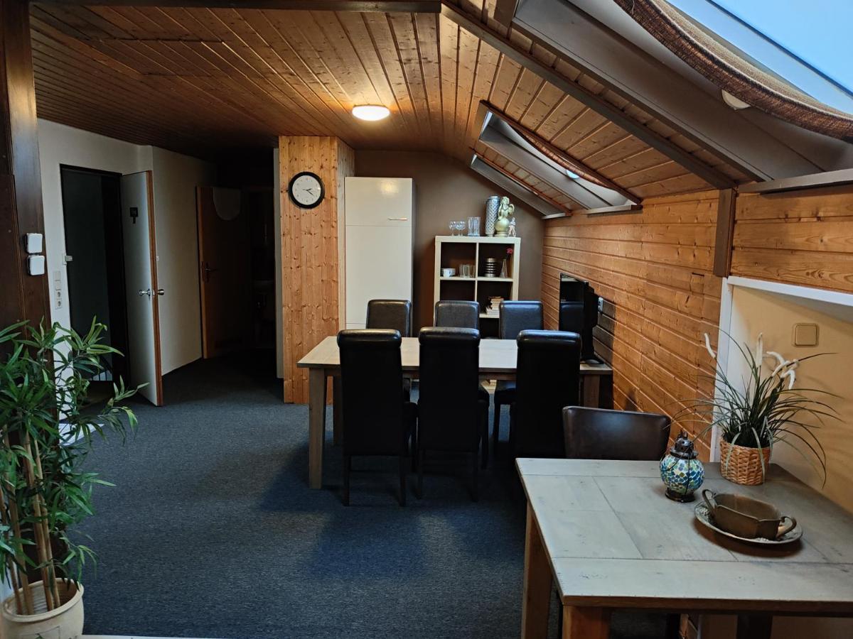 Der Engel Aparthotel Winterberg Esterno foto